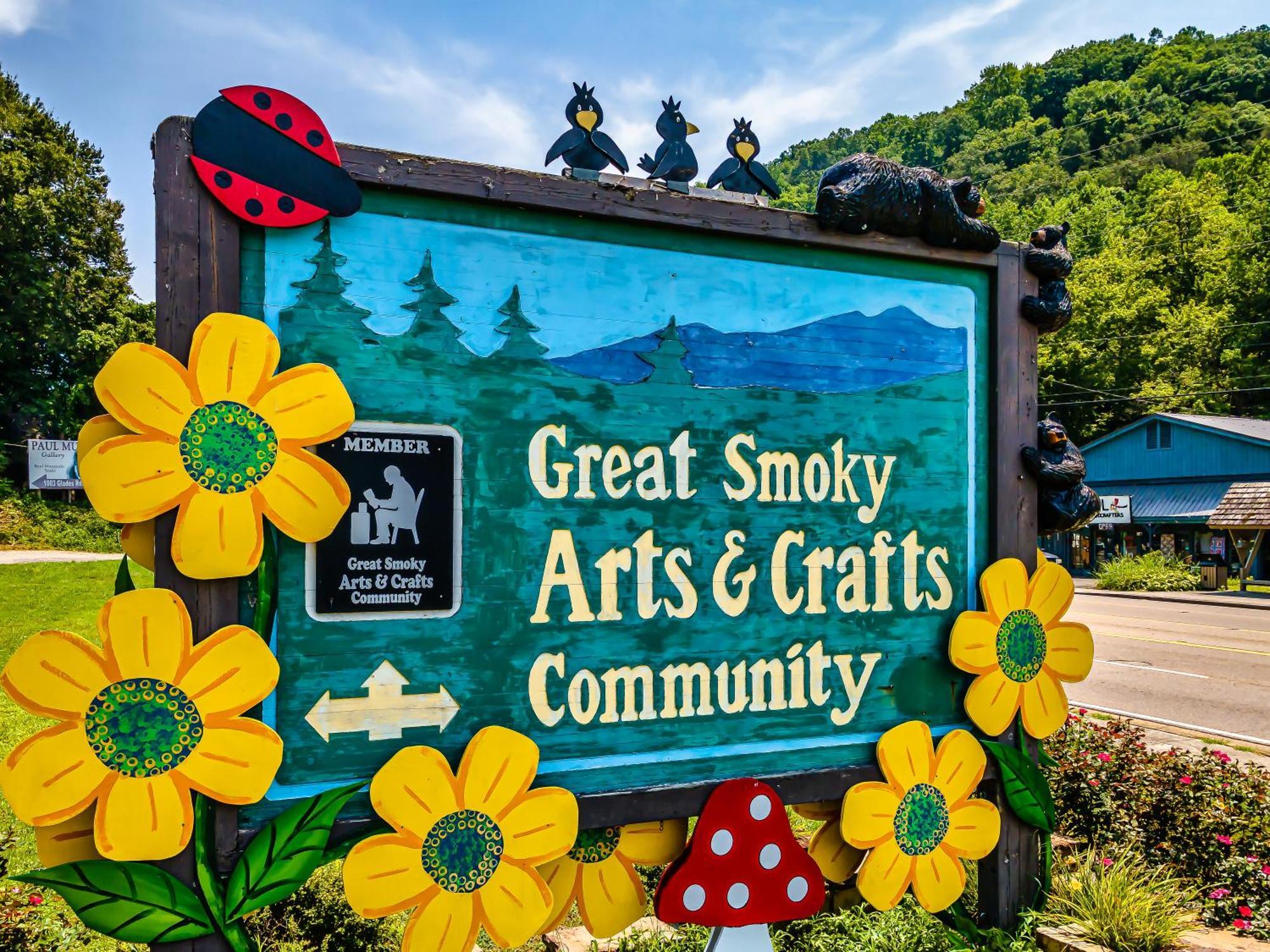 Epic Mountain Views, Hot Tub, Game Room, Sleeps 10 Sevierville Buitenkant foto