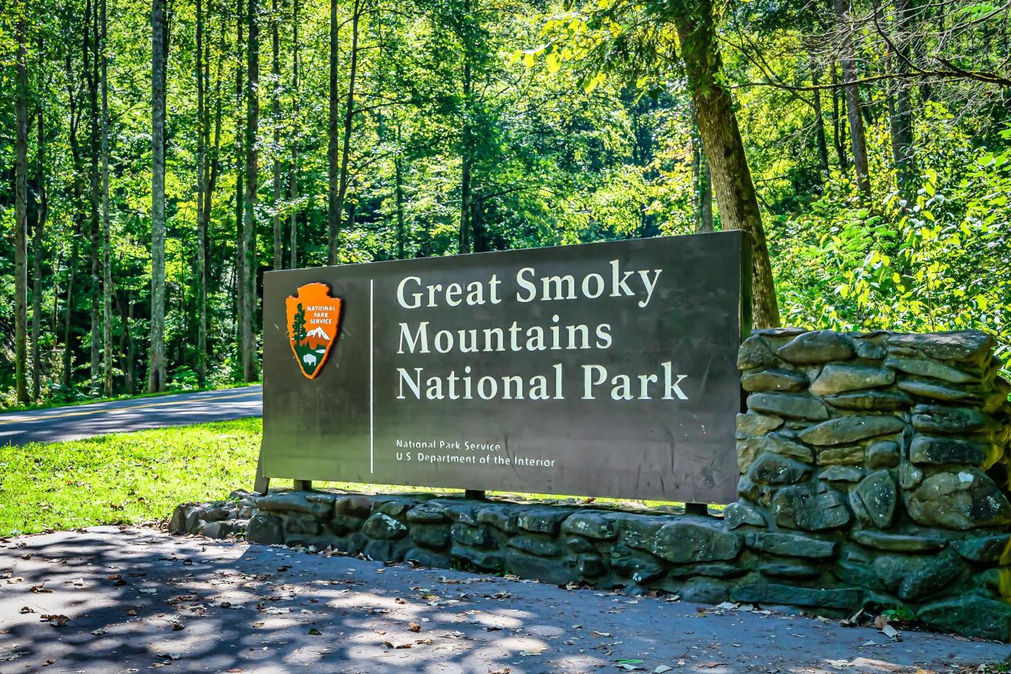 Epic Mountain Views, Hot Tub, Game Room, Sleeps 10 Sevierville Buitenkant foto