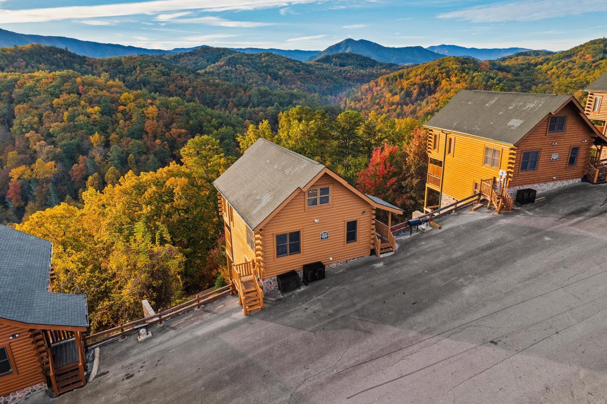 Epic Mountain Views, Hot Tub, Game Room, Sleeps 10 Sevierville Buitenkant foto