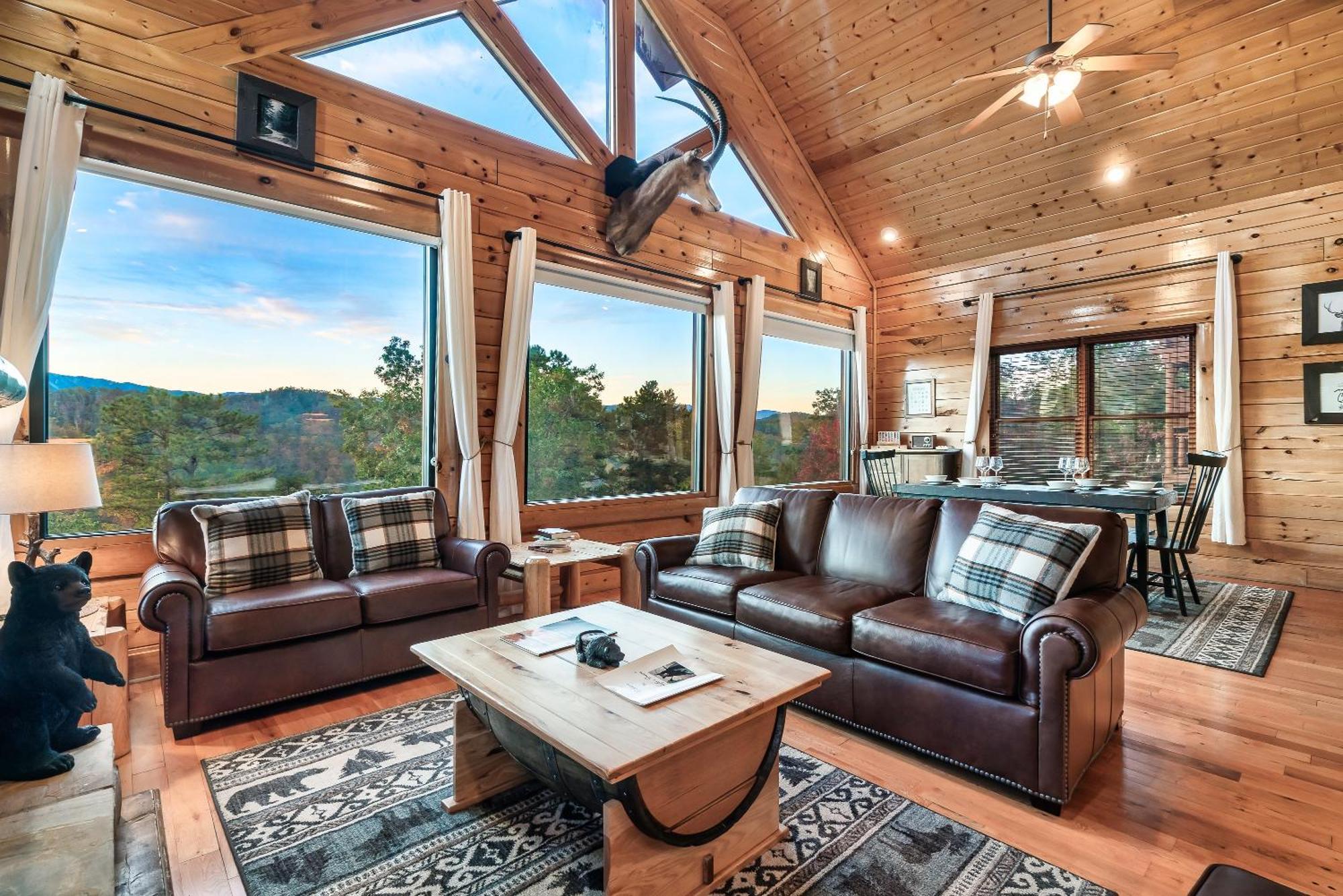 Epic Mountain Views, Hot Tub, Game Room, Sleeps 10 Sevierville Buitenkant foto