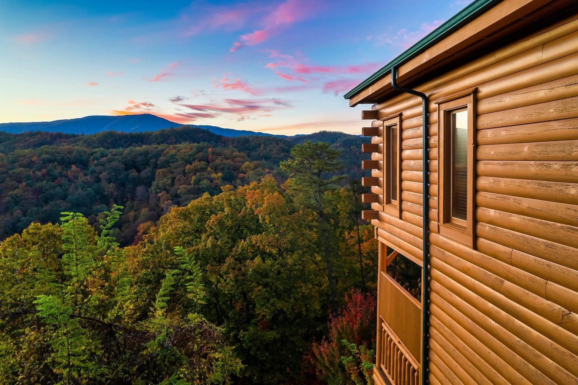 Epic Mountain Views, Hot Tub, Game Room, Sleeps 10 Sevierville Buitenkant foto