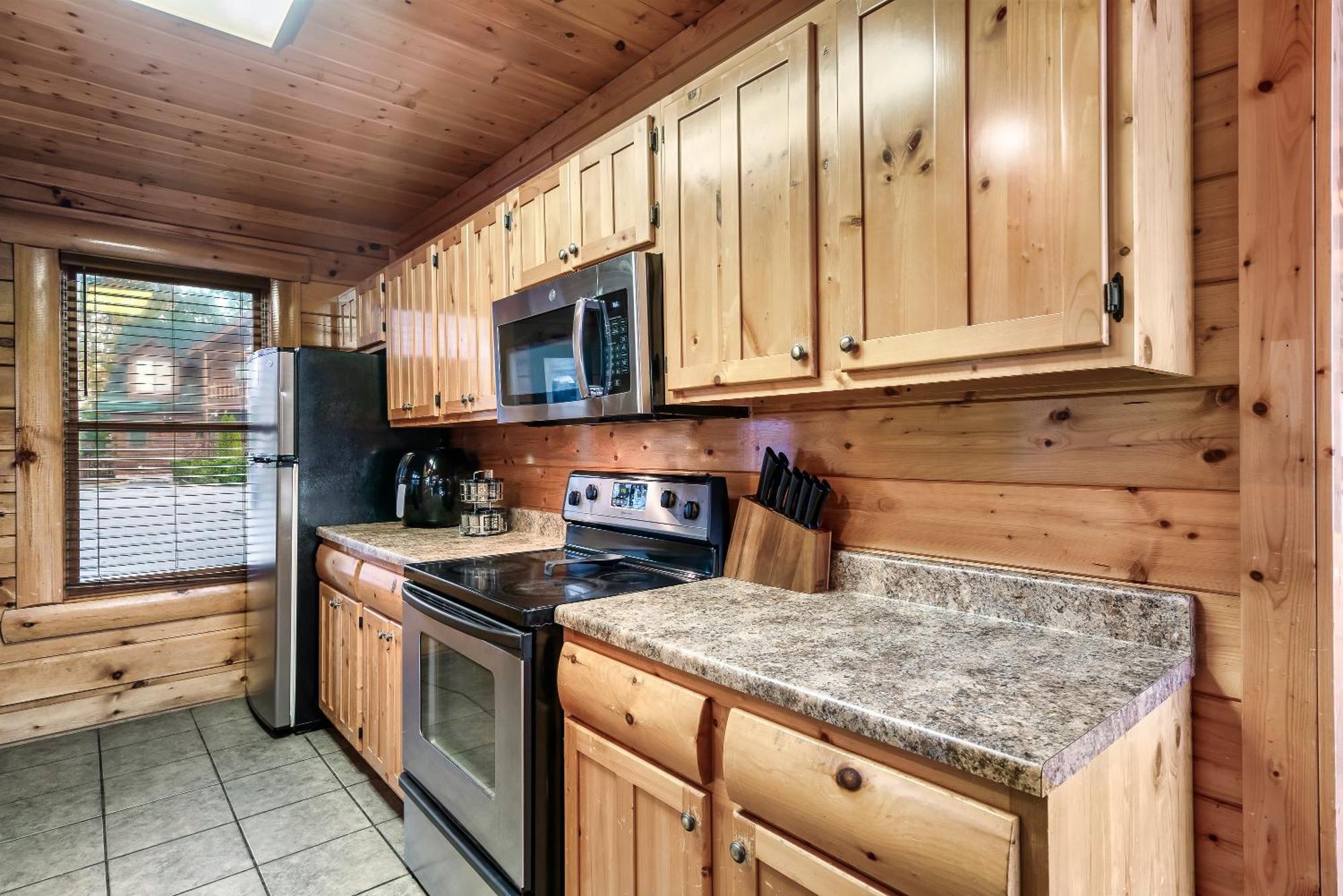 Epic Mountain Views, Hot Tub, Game Room, Sleeps 10 Sevierville Buitenkant foto