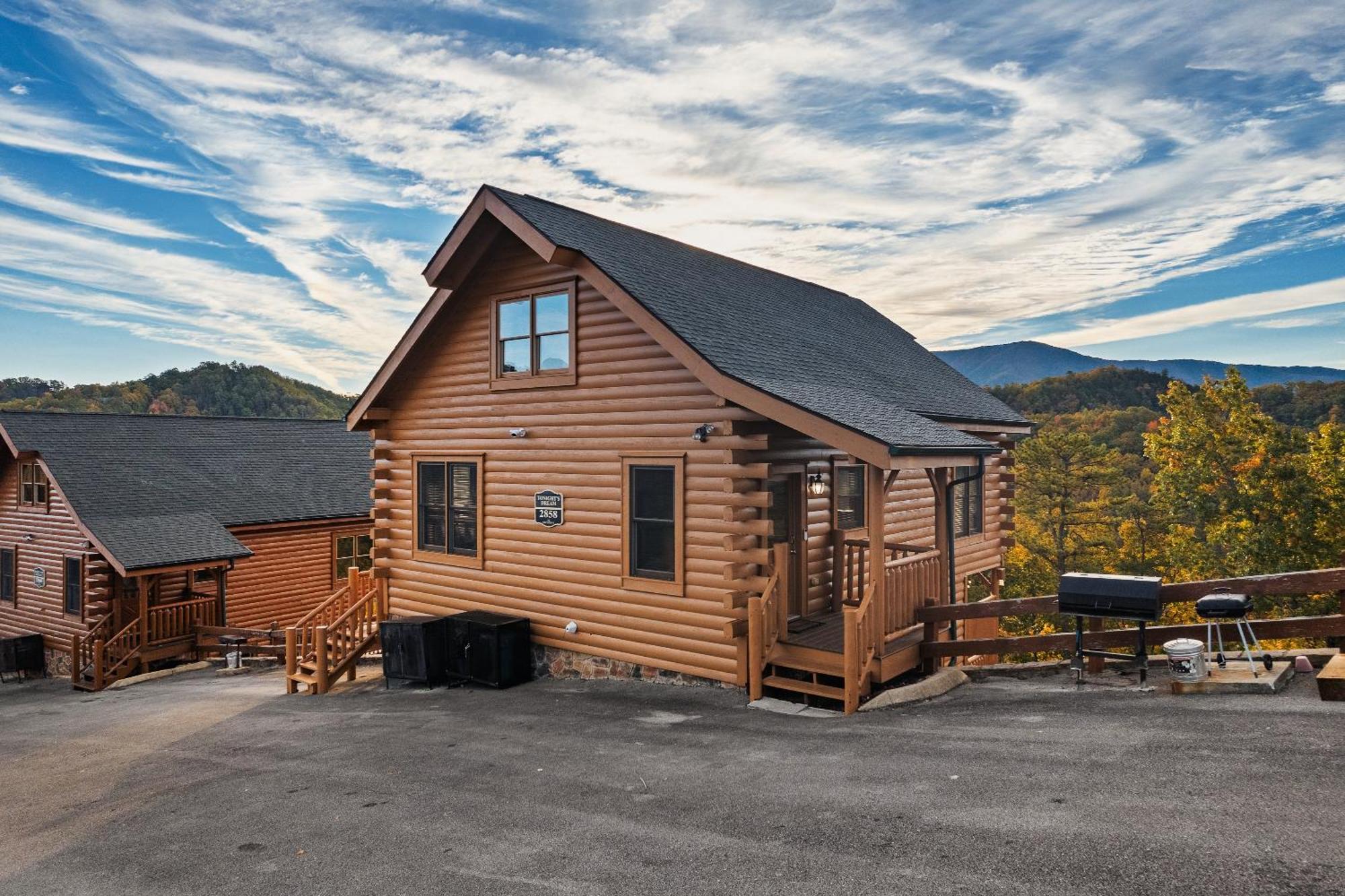 Epic Mountain Views, Hot Tub, Game Room, Sleeps 10 Sevierville Buitenkant foto