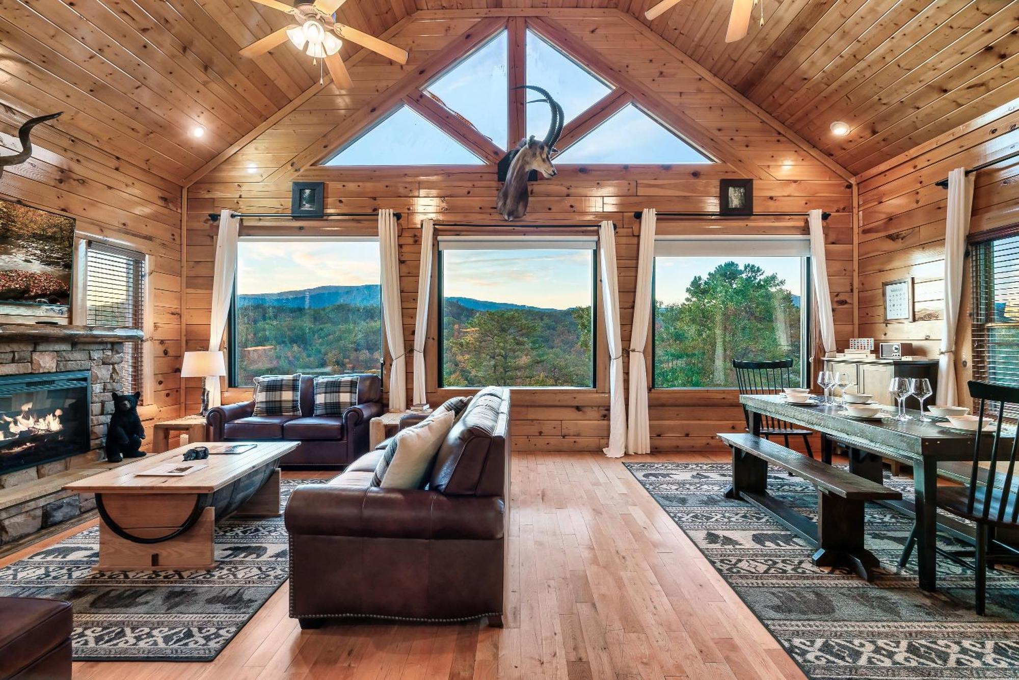 Epic Mountain Views, Hot Tub, Game Room, Sleeps 10 Sevierville Buitenkant foto