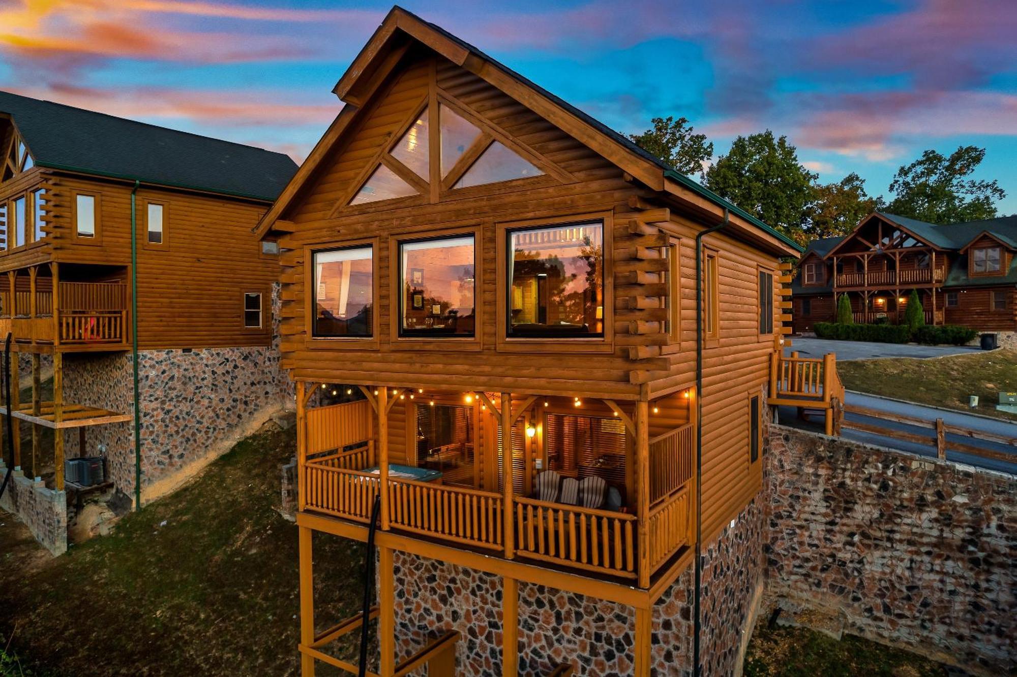 Epic Mountain Views, Hot Tub, Game Room, Sleeps 10 Sevierville Buitenkant foto