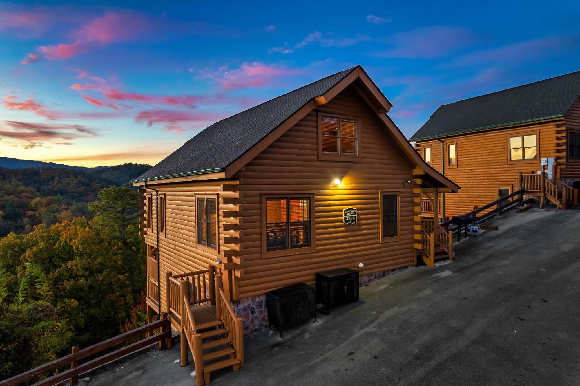 Epic Mountain Views, Hot Tub, Game Room, Sleeps 10 Sevierville Buitenkant foto